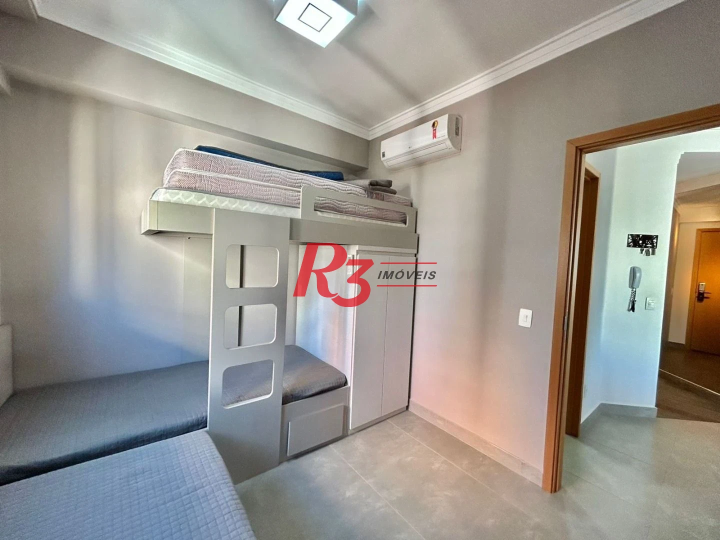 Apartamento com 2 dormitórios à venda, 100 m² por R$ 1.690.000,00 - Boqueirão - Santos/SP