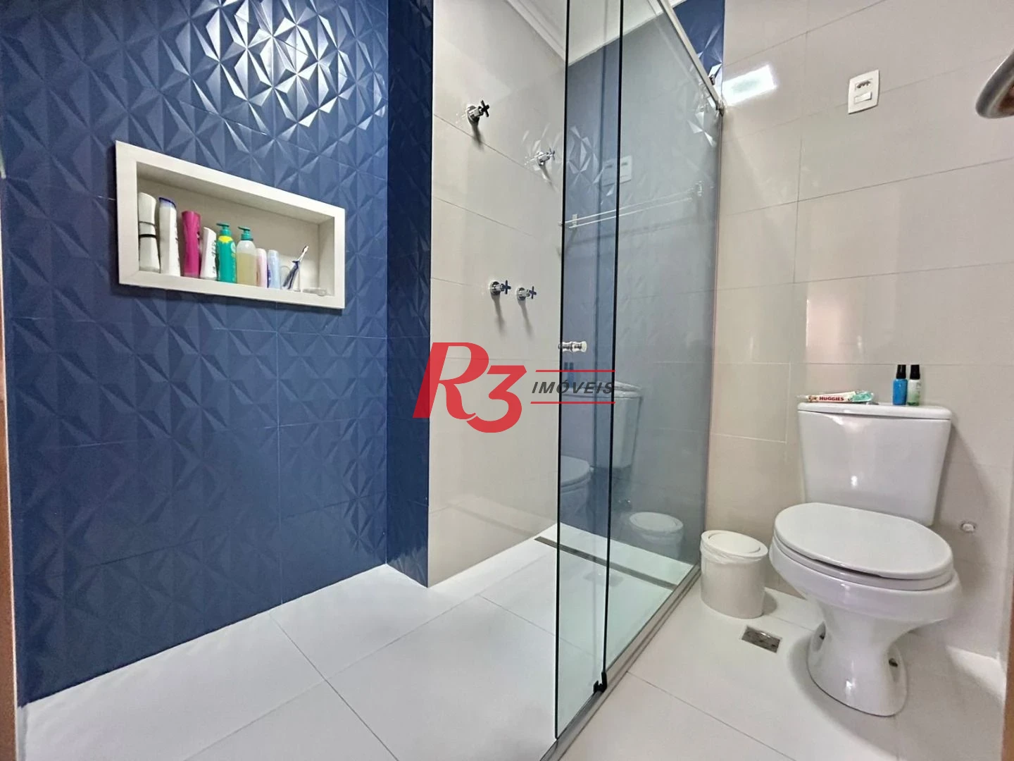 Apartamento com 2 dormitórios à venda, 100 m² por R$ 1.690.000,00 - Boqueirão - Santos/SP