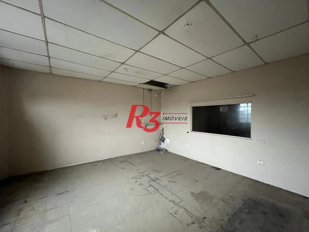 Galpão à venda, 750 m² por R$ 2.100.000,00 - Centro - Santos/SP