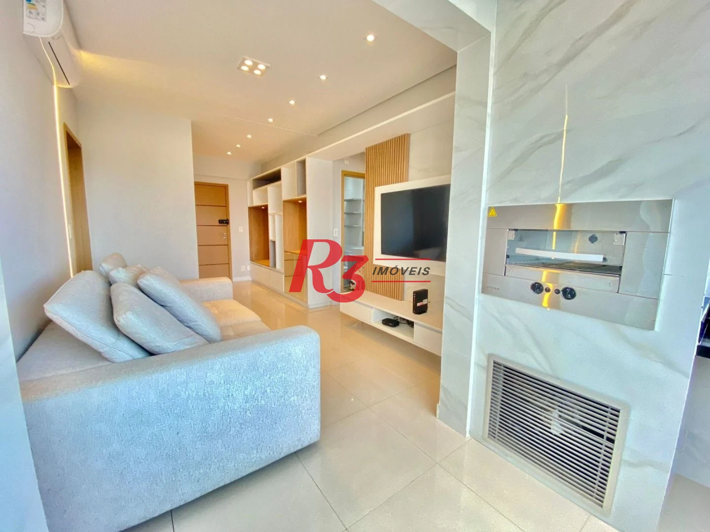 Apartamento com 2 dormitórios à venda, 66 m² por R$ 1.250.000,00 - Boqueirão - Santos/SP