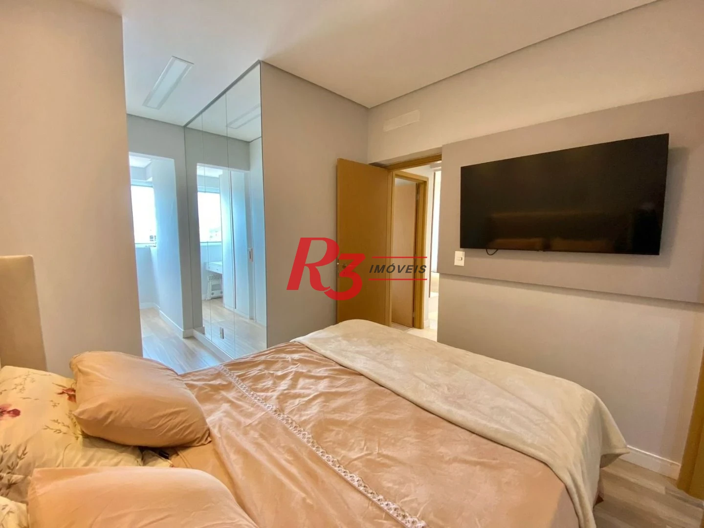 Apartamento com 2 dormitórios à venda, 66 m² por R$ 1.250.000,00 - Boqueirão - Santos/SP