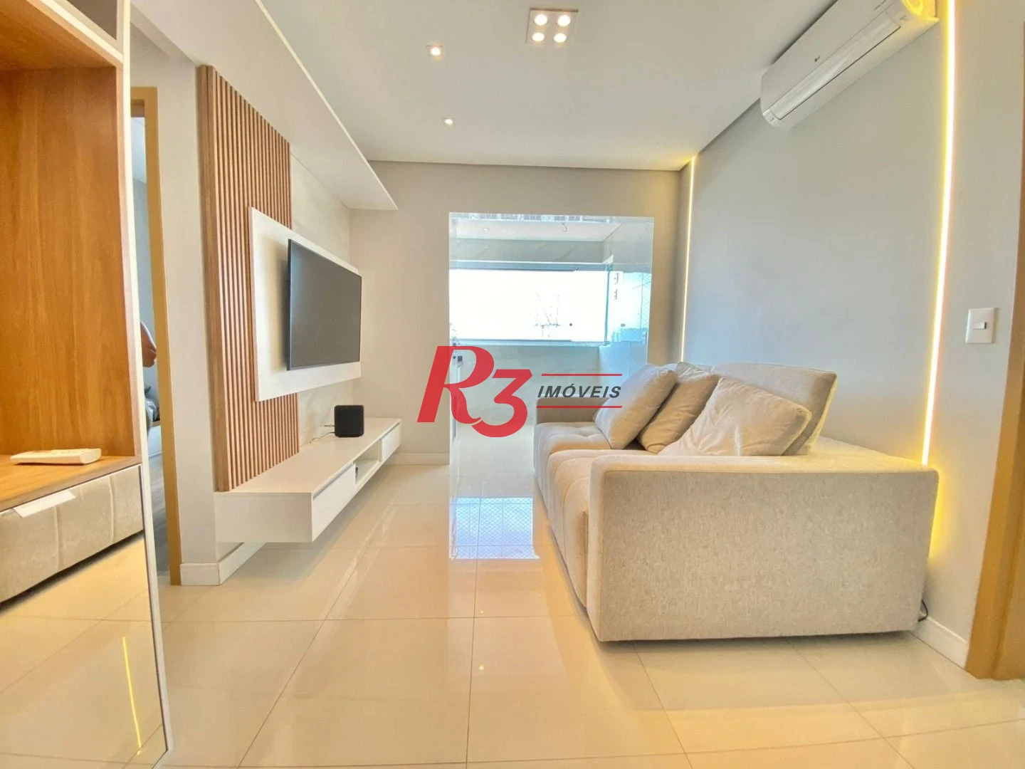 Apartamento com 2 dormitórios à venda, 66 m² por R$ 1.250.000,00 - Boqueirão - Santos/SP