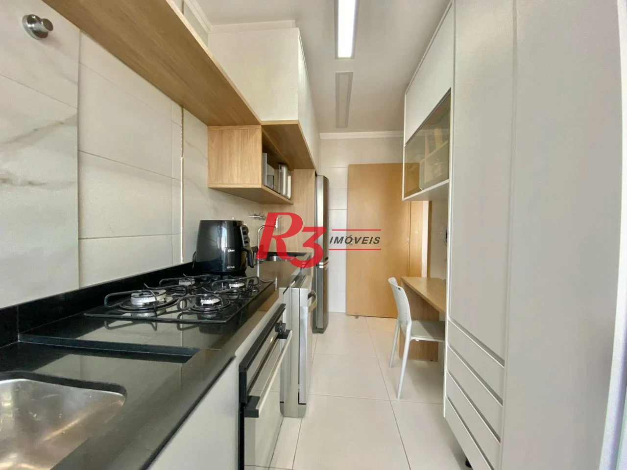 Apartamento com 2 dormitórios à venda, 66 m² por R$ 1.250.000,00 - Boqueirão - Santos/SP