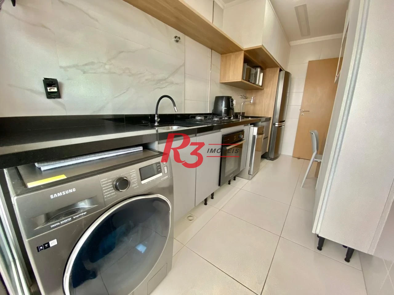 Apartamento com 2 dormitórios à venda, 66 m² por R$ 1.250.000,00 - Boqueirão - Santos/SP