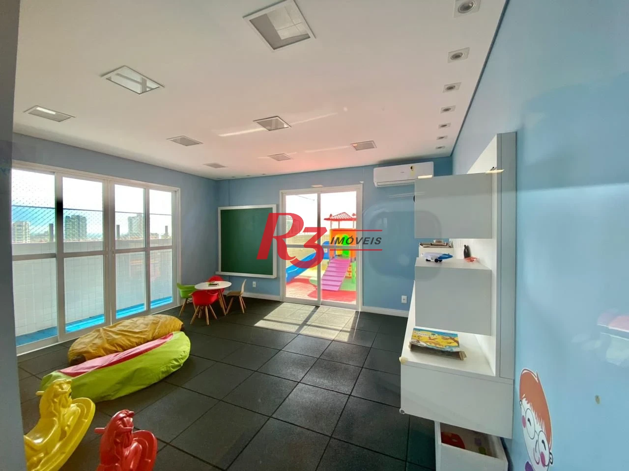 Apartamento com 2 dormitórios à venda, 66 m² por R$ 1.250.000,00 - Boqueirão - Santos/SP
