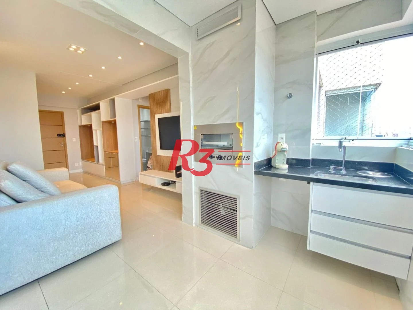Apartamento com 2 dormitórios à venda, 66 m² por R$ 1.250.000,00 - Boqueirão - Santos/SP