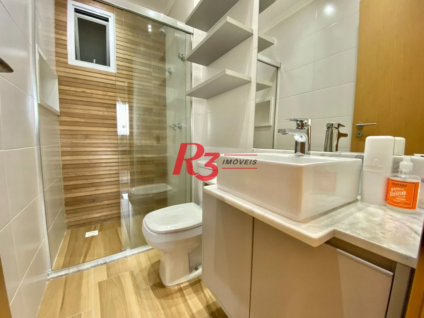 Apartamento com 2 dormitórios à venda, 66 m² por R$ 1.250.000,00 - Boqueirão - Santos/SP