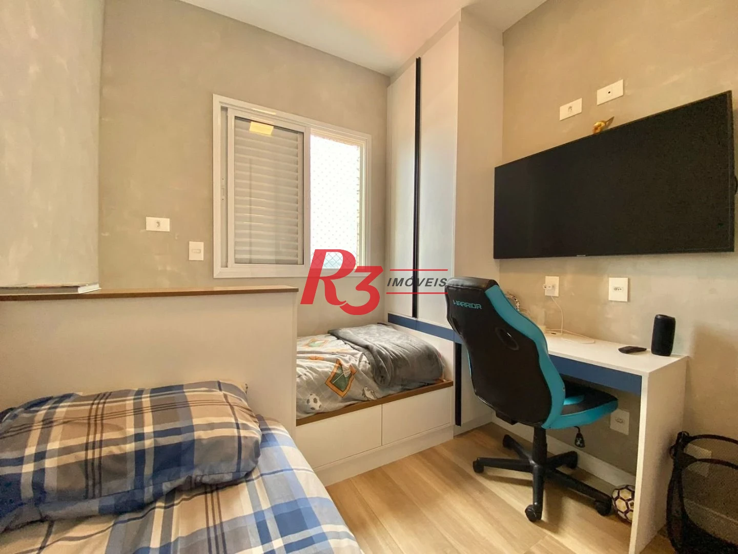 Apartamento com 2 dormitórios à venda, 66 m² por R$ 1.250.000,00 - Boqueirão - Santos/SP