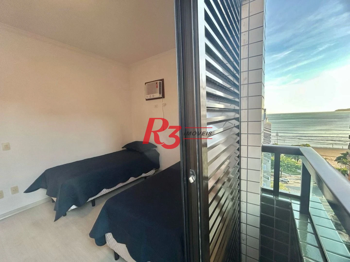 Cobertura com 3 dormitórios à venda, 212 m² por R$ 3.200.000,00 - Aparecida - Santos/SP