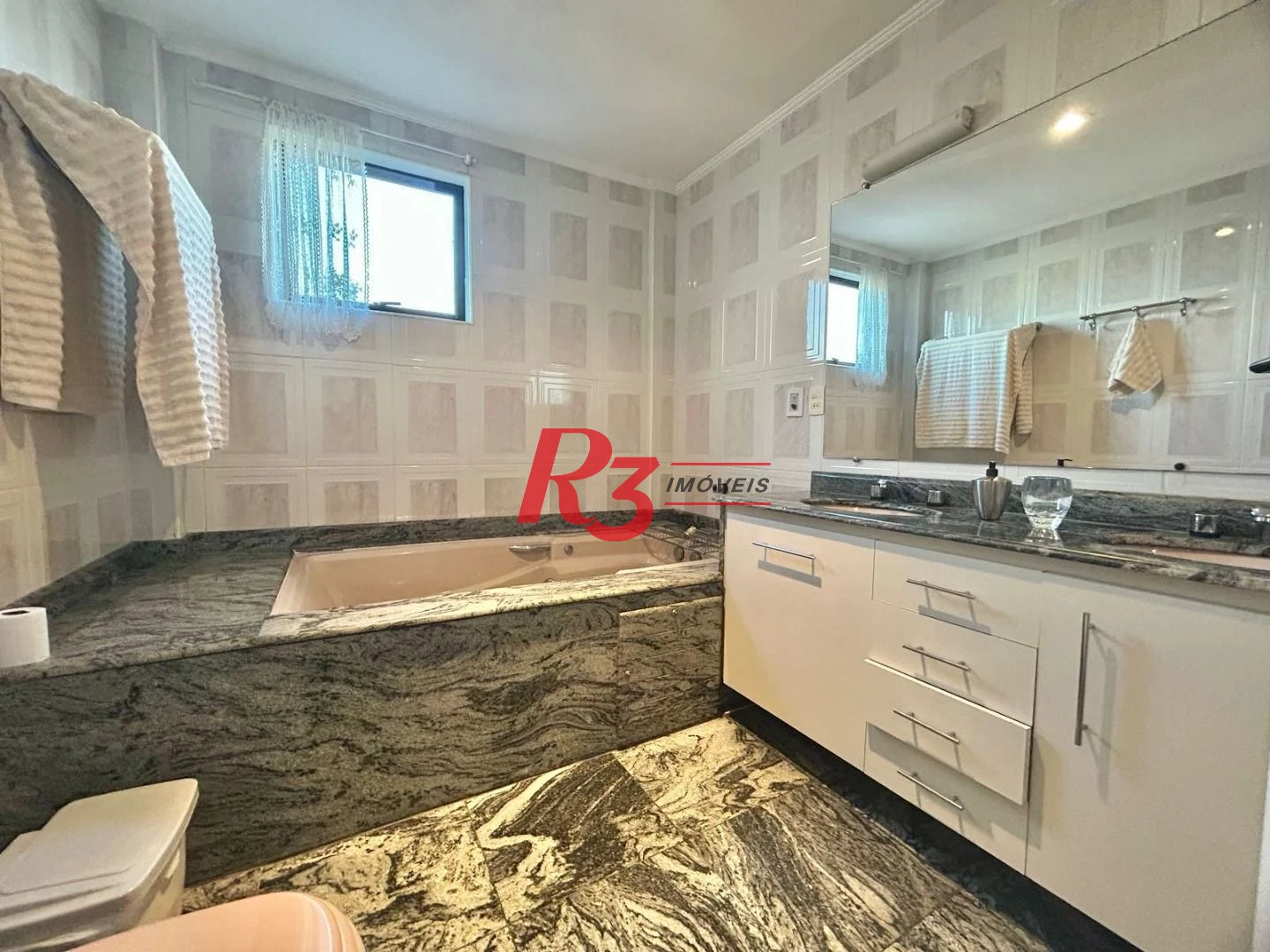 Cobertura com 3 dormitórios à venda, 212 m² por R$ 3.200.000,00 - Aparecida - Santos/SP