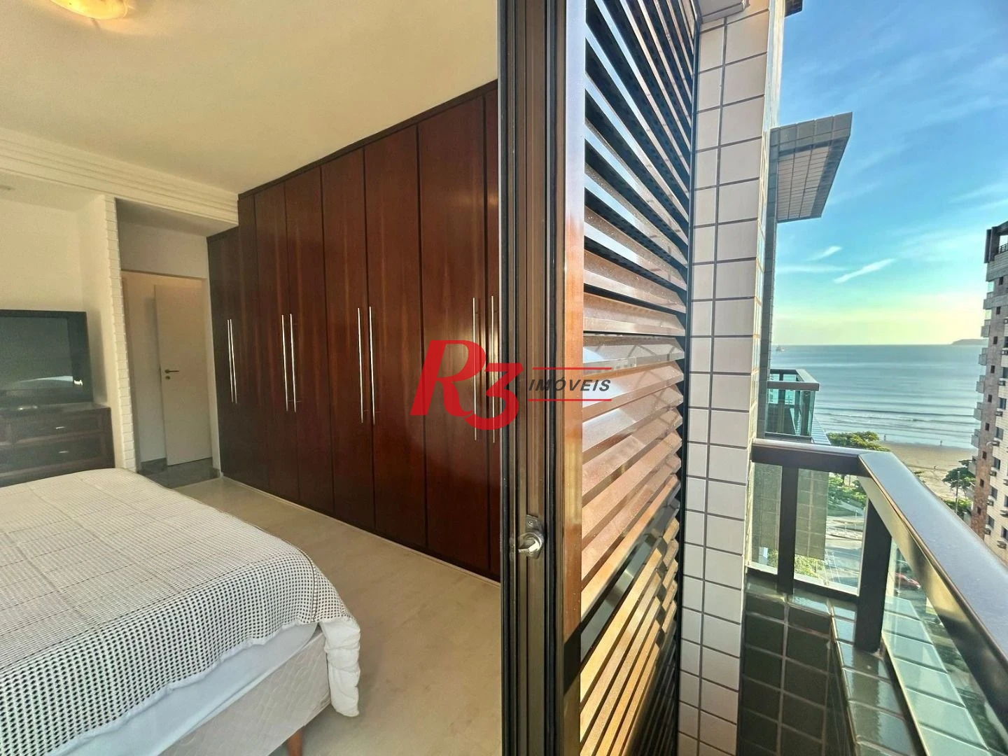 Cobertura com 3 dormitórios à venda, 212 m² por R$ 3.200.000,00 - Aparecida - Santos/SP