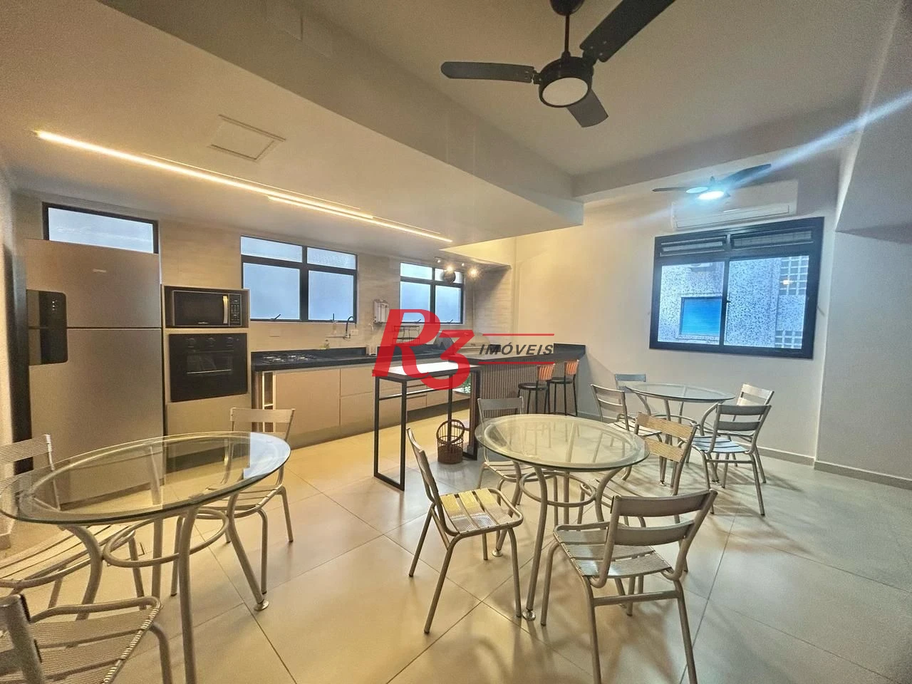 Cobertura com 3 dormitórios à venda, 212 m² por R$ 3.200.000,00 - Aparecida - Santos/SP