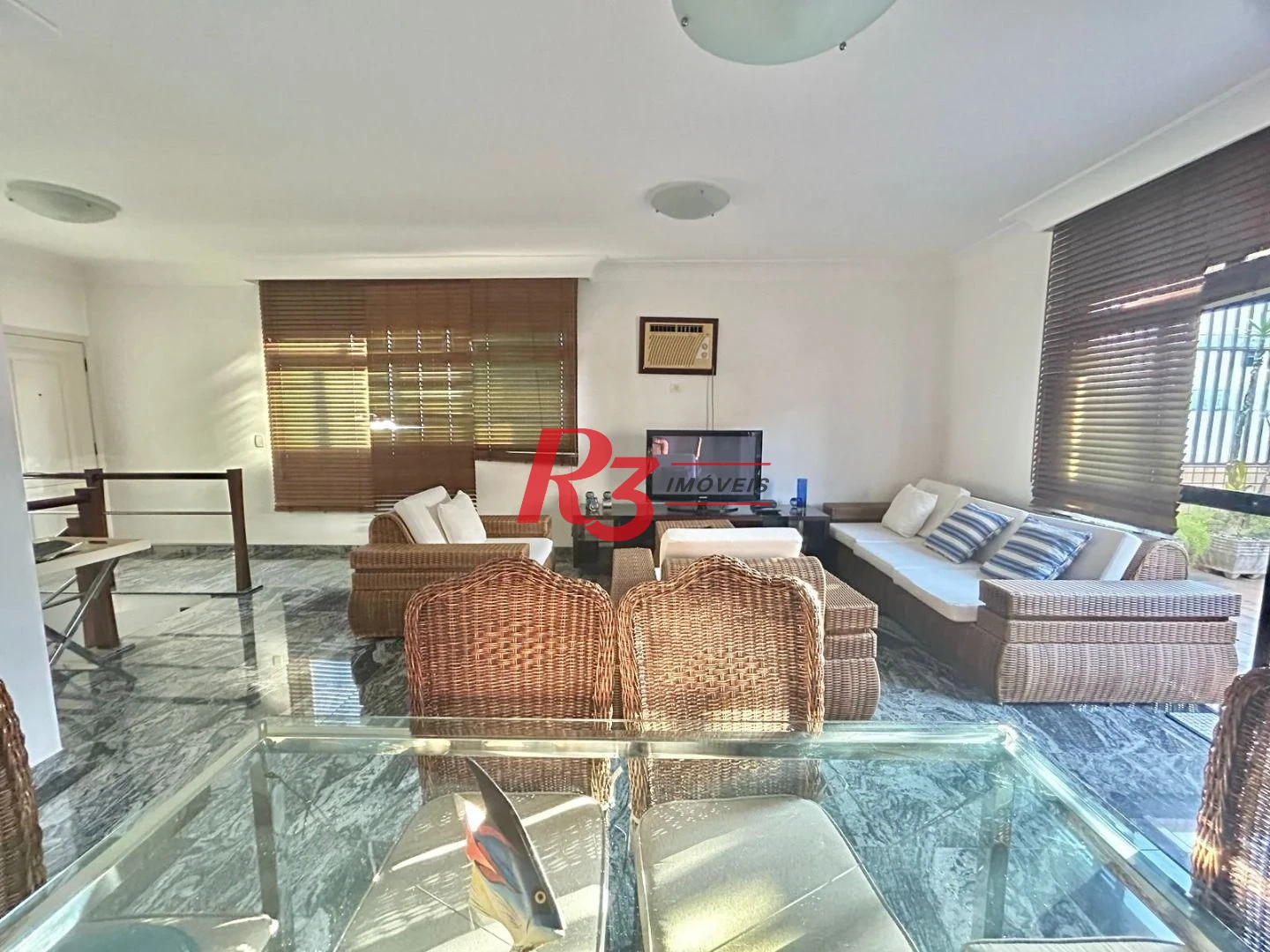 Cobertura com 3 dormitórios à venda, 212 m² por R$ 3.200.000,00 - Aparecida - Santos/SP