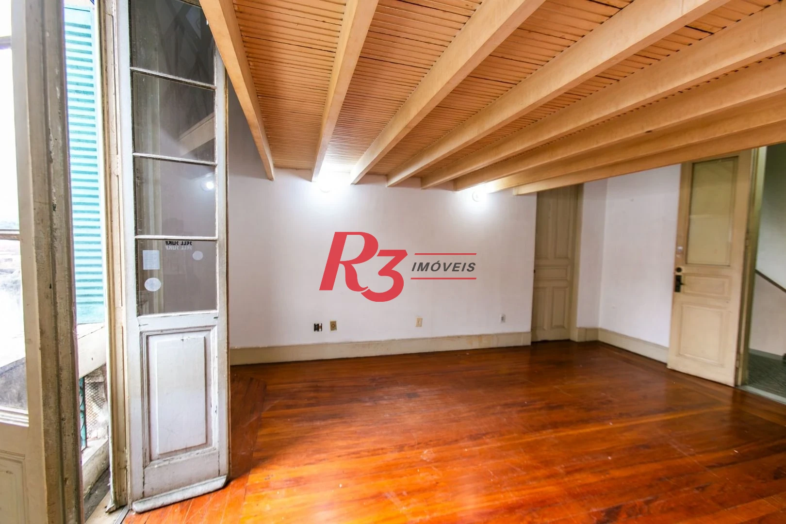 Sala, 37 m² - venda por R$ 300.000,00 ou aluguel por R$ 3.000,00/mês - Centro - Santos/SP
