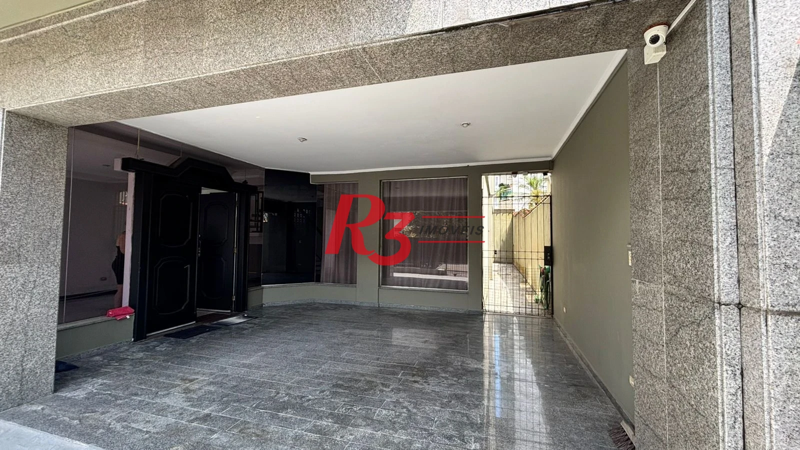 Sobrado com 3 dormitórios à venda, 329 m² por R$ 2.650.000,00 - Ponta da Praia - Santos/SP