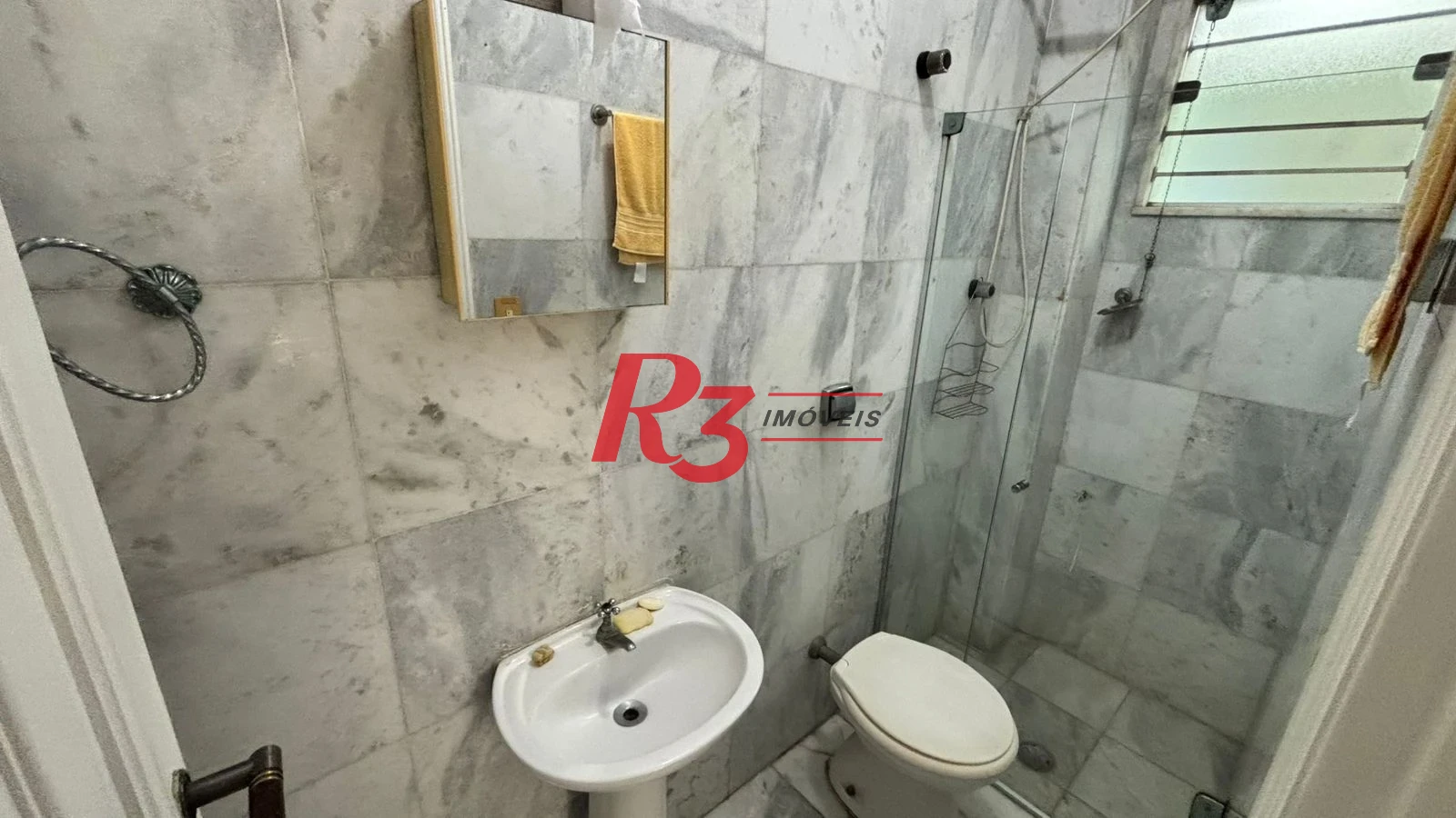 Sobrado com 3 dormitórios à venda, 329 m² por R$ 2.650.000,00 - Ponta da Praia - Santos/SP