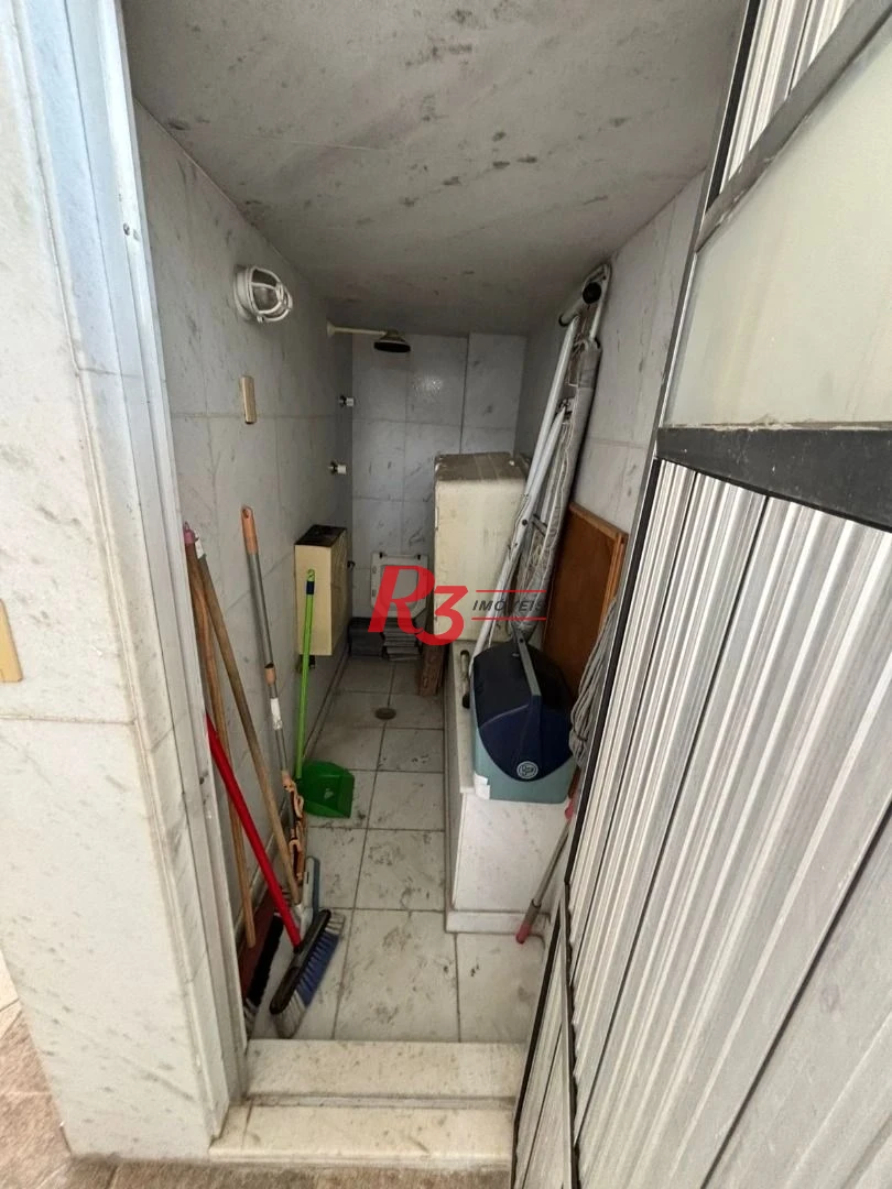 Sobrado com 3 dormitórios à venda, 329 m² por R$ 2.650.000,00 - Ponta da Praia - Santos/SP