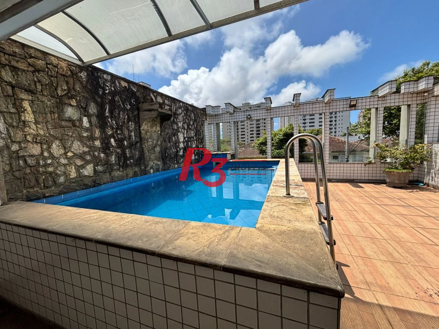Sobrado com 3 dormitórios à venda, 329 m² por R$ 2.650.000,00 - Ponta da Praia - Santos/SP
