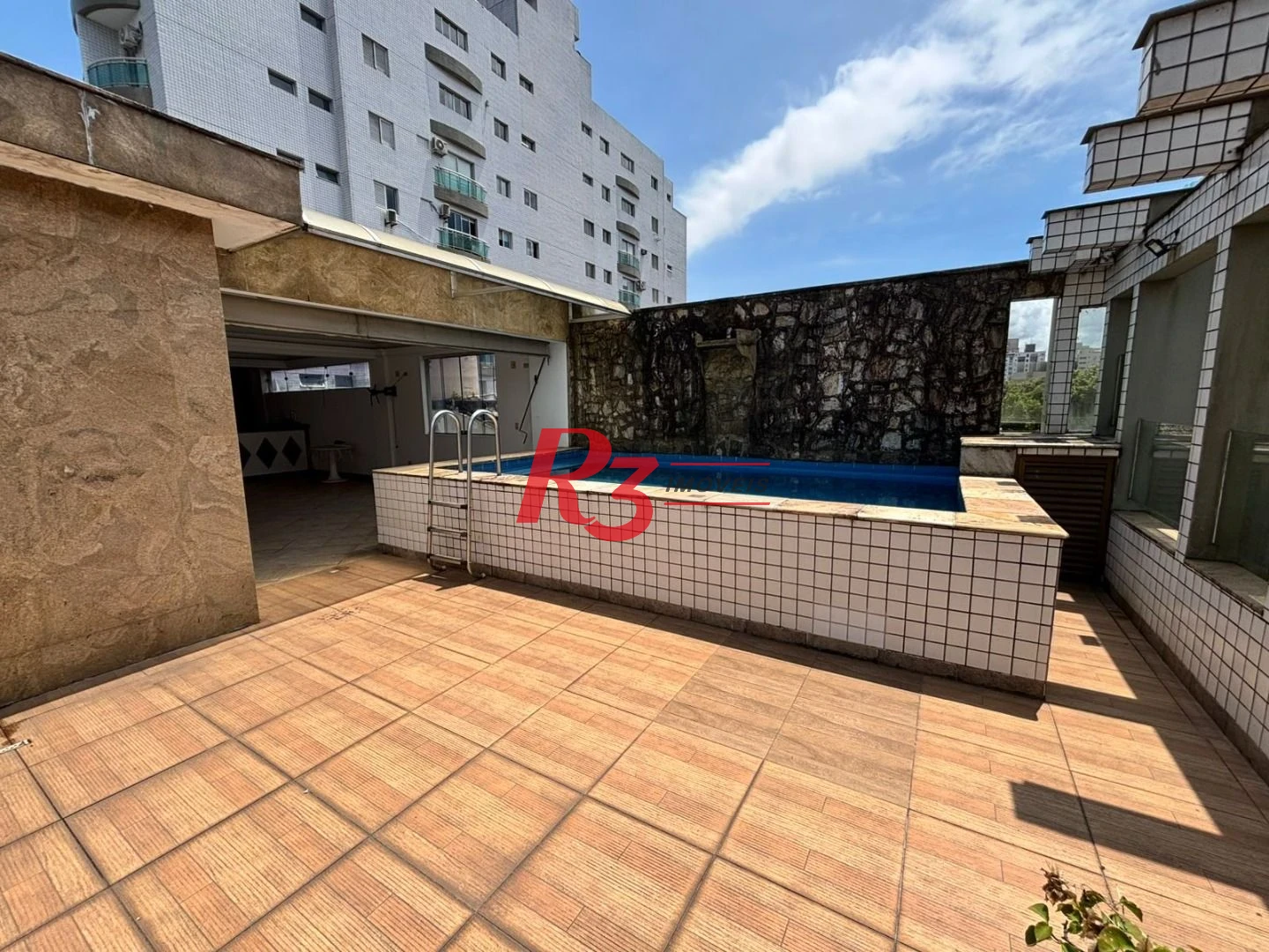 Sobrado com 3 dormitórios à venda, 329 m² por R$ 2.650.000,00 - Ponta da Praia - Santos/SP