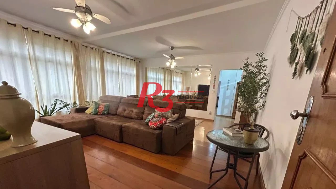 Apartamento com 3 dormitórios à venda, 133 m² por R$ 800.000,00 - Gonzaga - Santos/SP