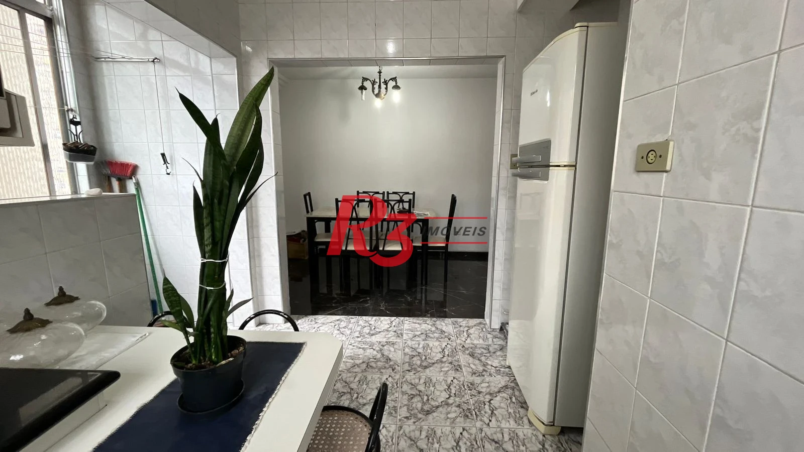 Apartamento para alugar, 110 m² por R$ 4.800,00/mês - Boqueirão - Santos/SP