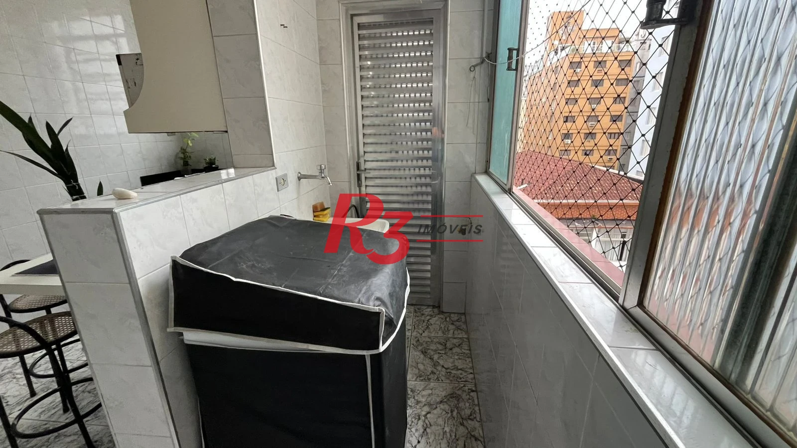 Apartamento para alugar, 110 m² por R$ 4.800,00/mês - Boqueirão - Santos/SP