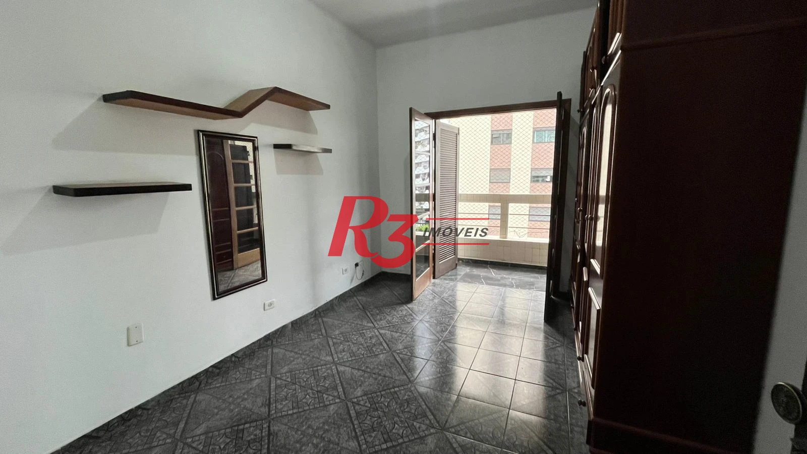 Apartamento para alugar, 110 m² por R$ 4.800,00/mês - Boqueirão - Santos/SP