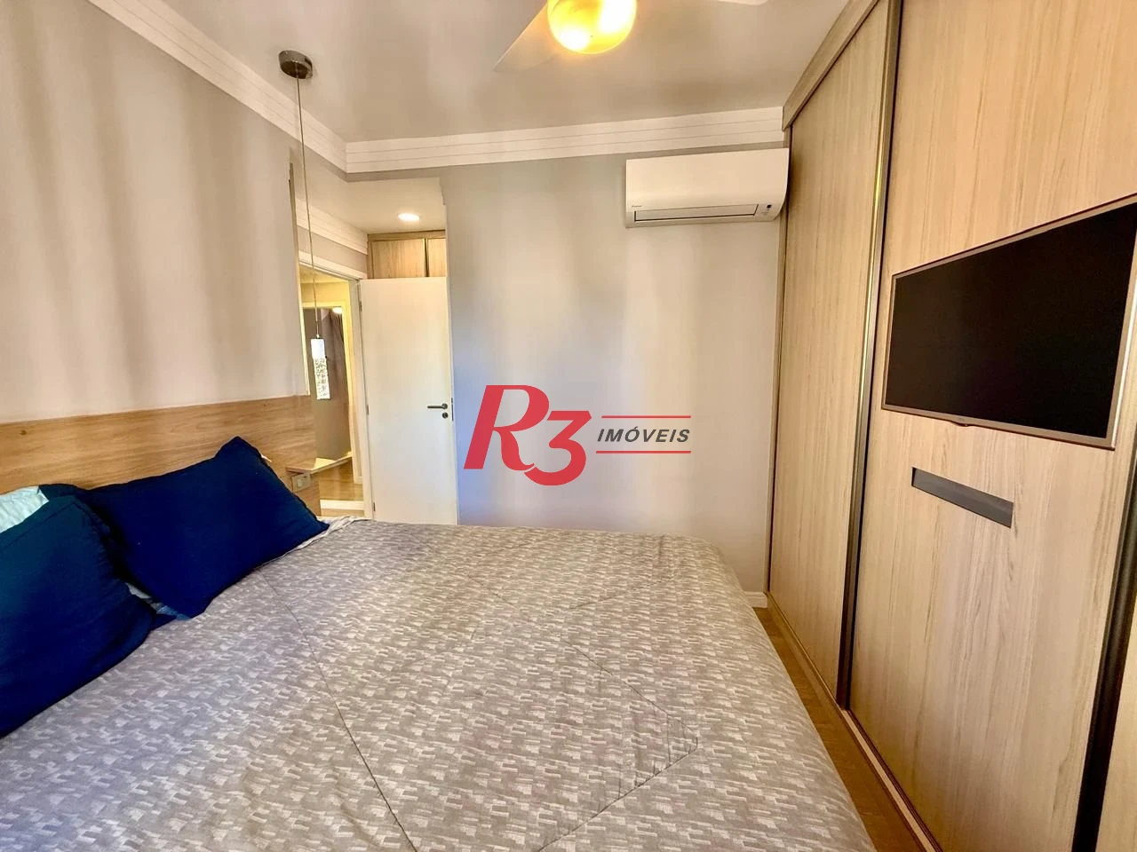 Apartamento com 2 dormitórios à venda, 77 m² por R$ 1.100.000,00 - Ponta da Praia - Santos/SP