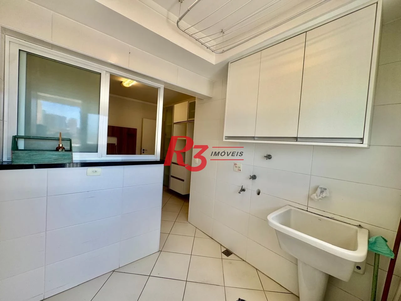 Apartamento com 3 dormitórios à venda, 117 m² por R$ 1.450.000,00 - Gonzaga - Santos/SP