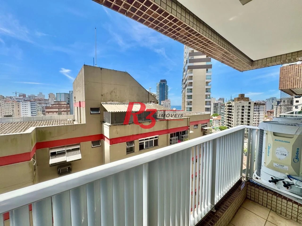 Apartamento com 3 dormitórios à venda, 117 m² por R$ 1.450.000,00 - Gonzaga - Santos/SP