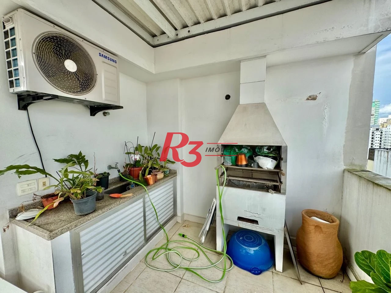 Cobertura com 3 dormitórios à venda, 180 m² por R$ 1.800.000,00 - Boqueirão - Santos/SP
