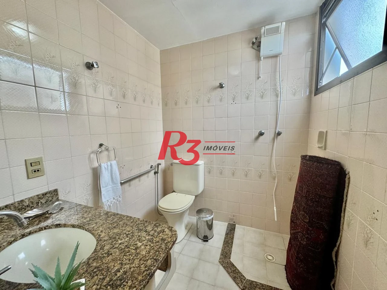 Cobertura com 3 dormitórios à venda, 180 m² por R$ 1.800.000,00 - Boqueirão - Santos/SP