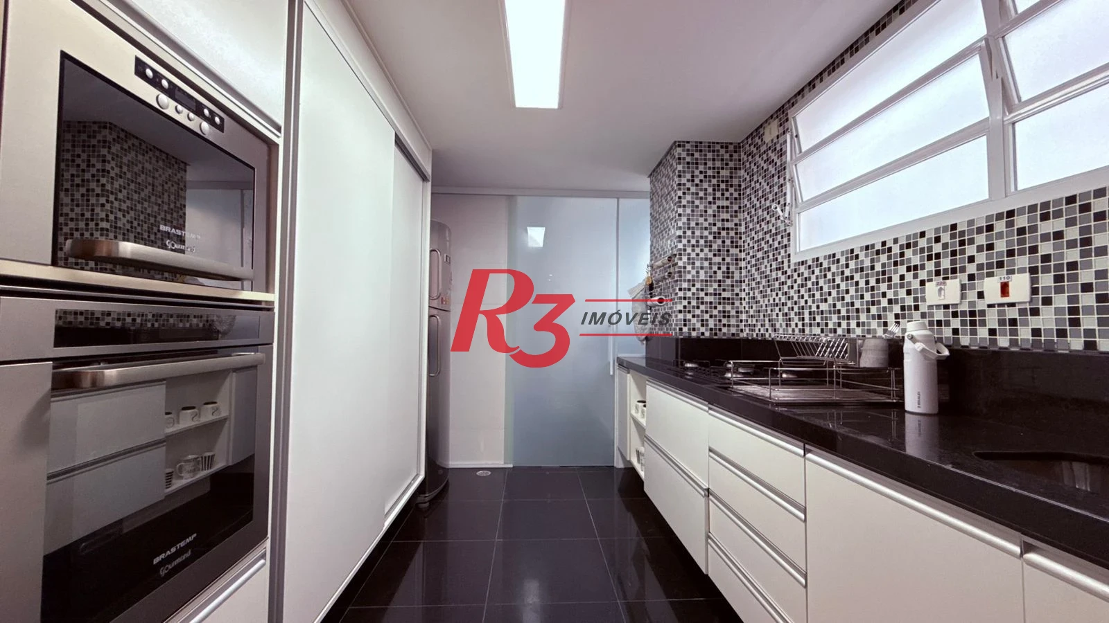 Apartamento à venda, 89 m² por R$ 920.000,00 - Gonzaga - Santos/SP