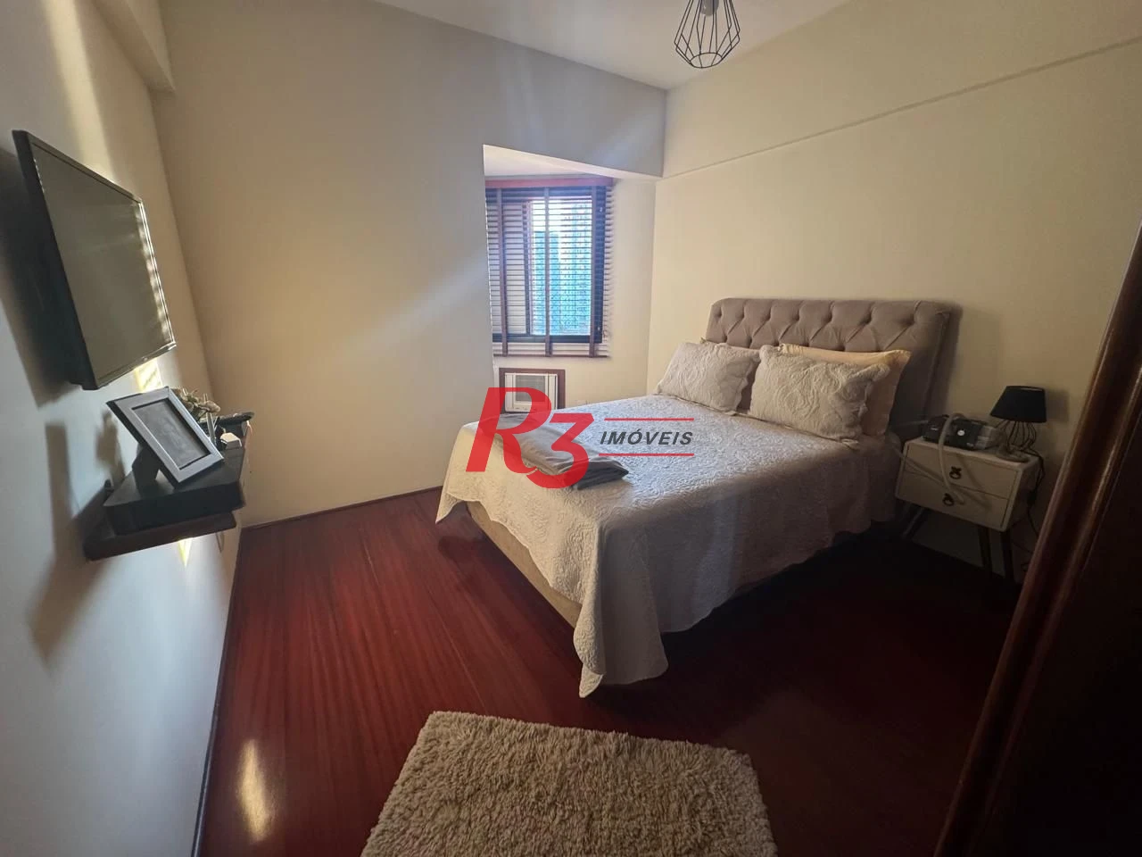 Apartamento com 2 dormitórios à venda, 105 m² por R$ 480.000,00 - Centro - São Vicente/SP