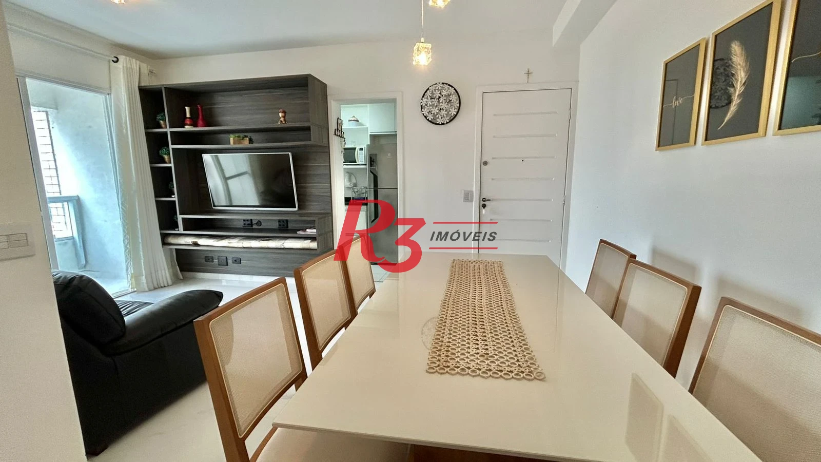 Apartamento com 2 dormitórios à venda, 70 m² por R$ 640.000,00 - Centro - São Vicente/SP
