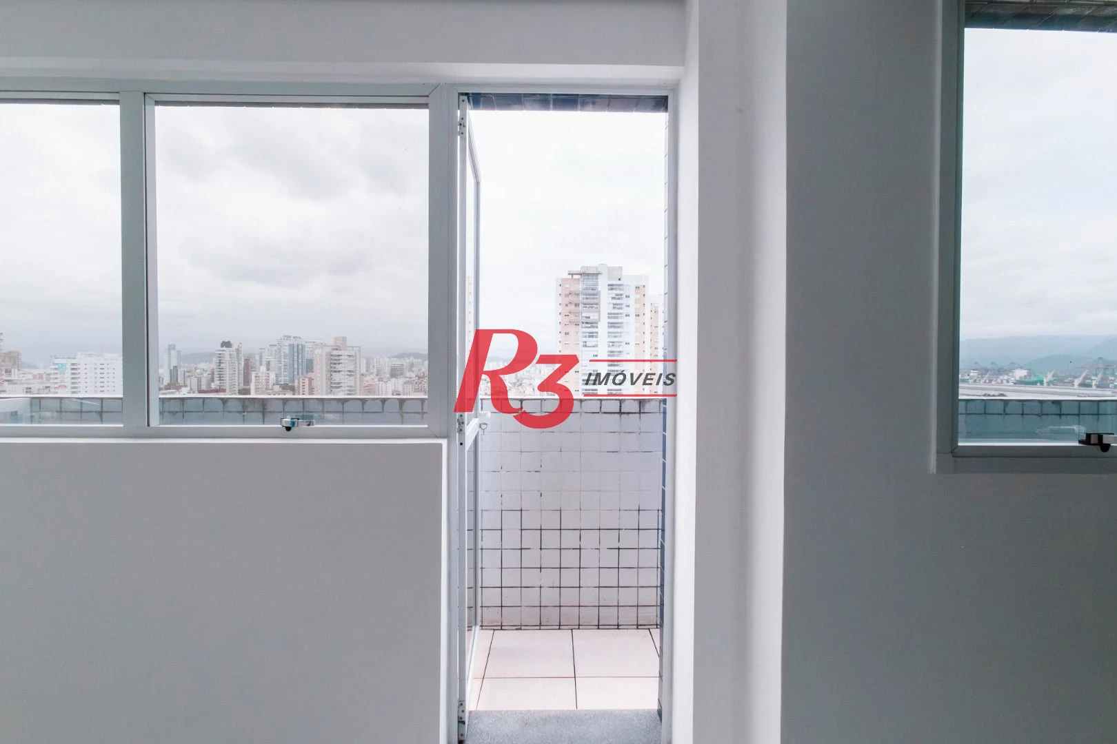 Sala, 52 m² - venda por R$ 519.750,00 ou aluguel por R$ 4.500,00/mês - Ponta da Praia - Santos/SP
