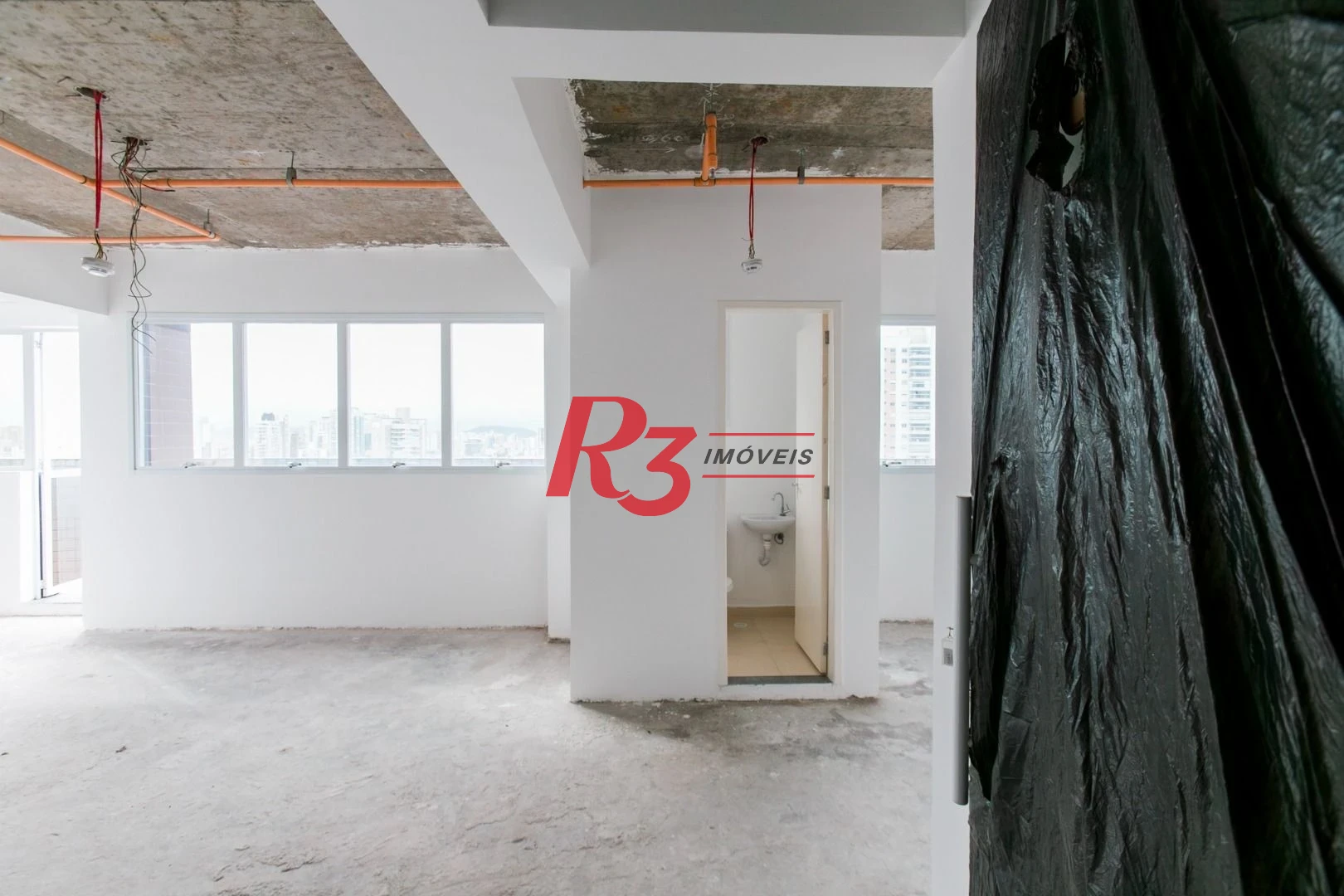 Sala, 52 m² - venda por R$ 519.750,00 ou aluguel por R$ 4.500,00/mês - Ponta da Praia - Santos/SP