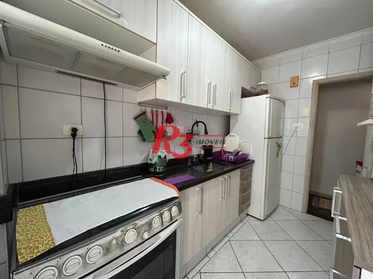 Apartamento com 3 dormitórios à venda, 97 m² por R$ 600.000,00 - Boqueirão - Santos/SP