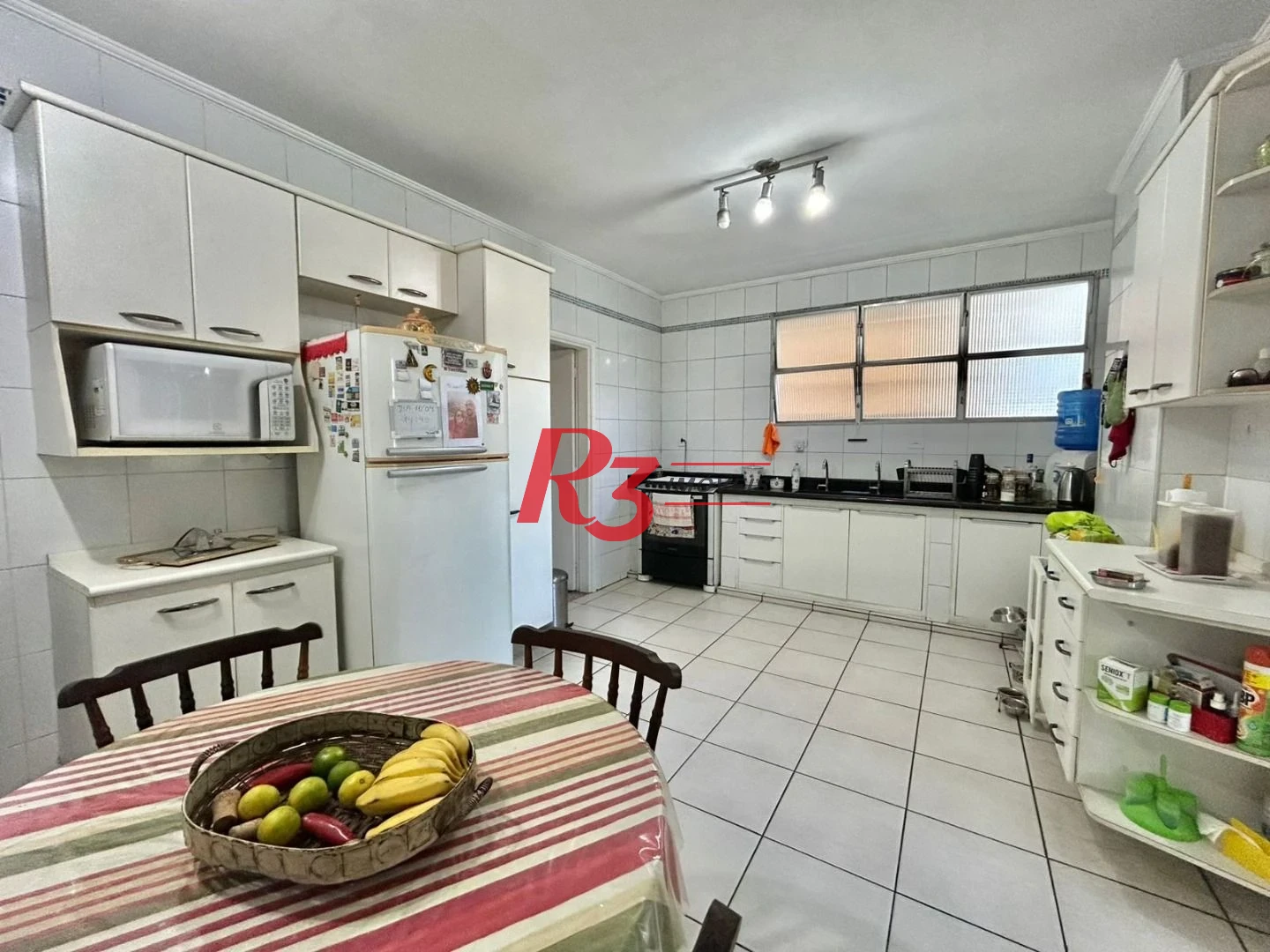 Apartamento com 3 dormitórios à venda, 168 m² por R$ 800.000,00 - Itararé - São Vicente/SP