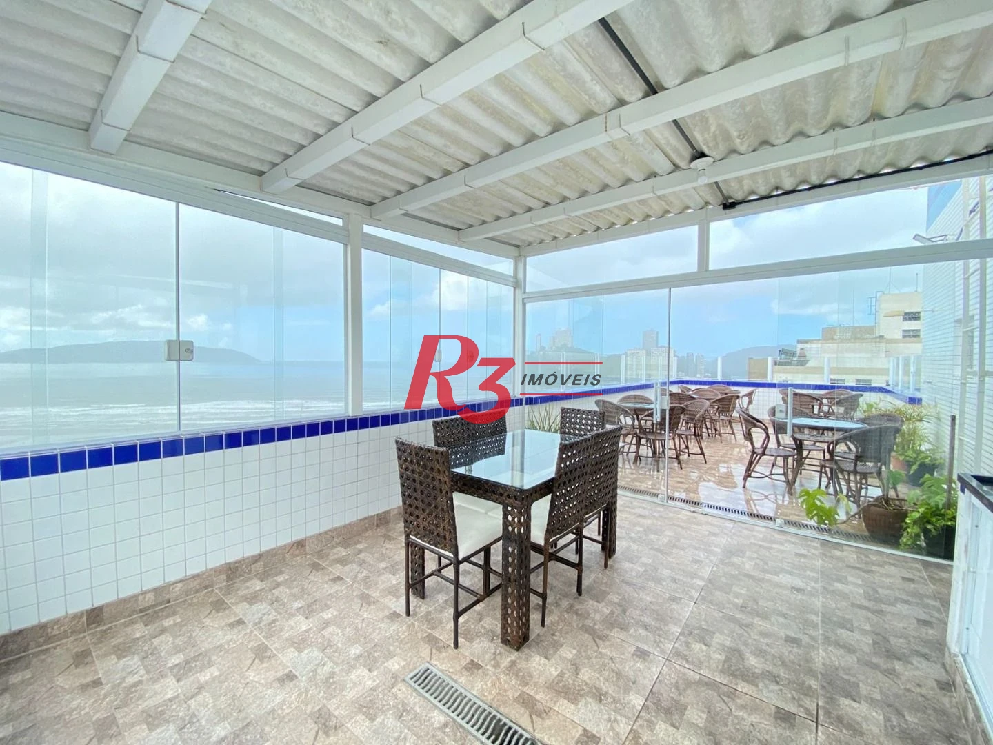 Apartamento com 3 dormitórios à venda, 168 m² por R$ 800.000,00 - Itararé - São Vicente/SP