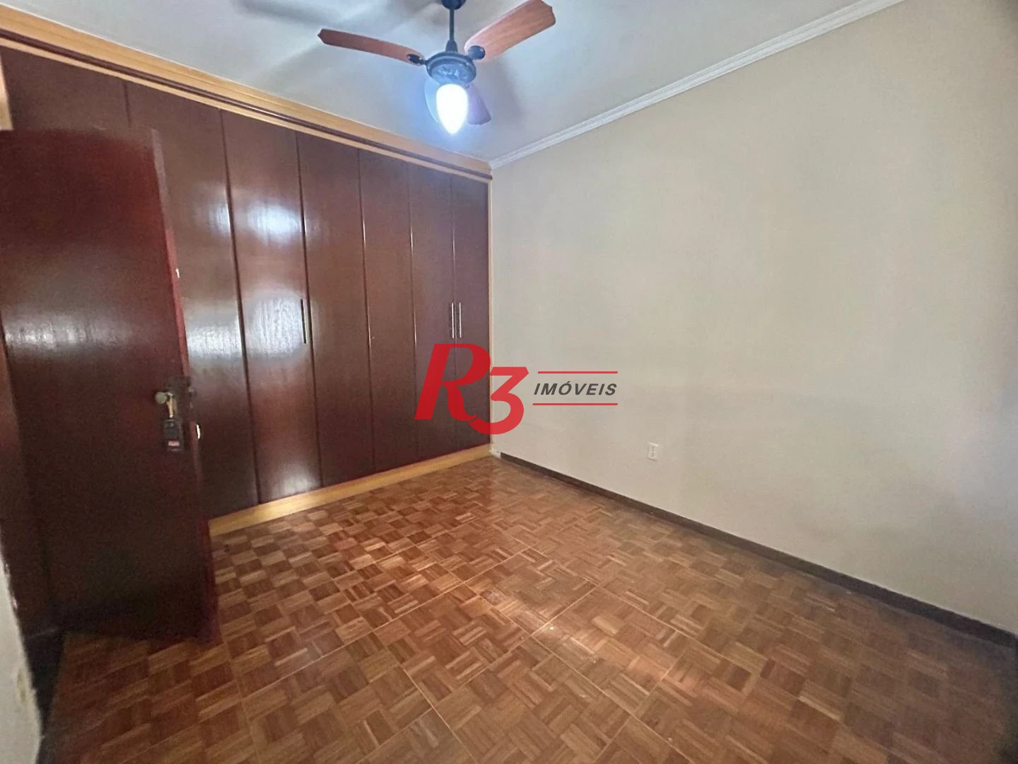 Apartamento com 3 dormitórios à venda, 168 m² por R$ 750.000,00 - Itararé - São Vicente/SP