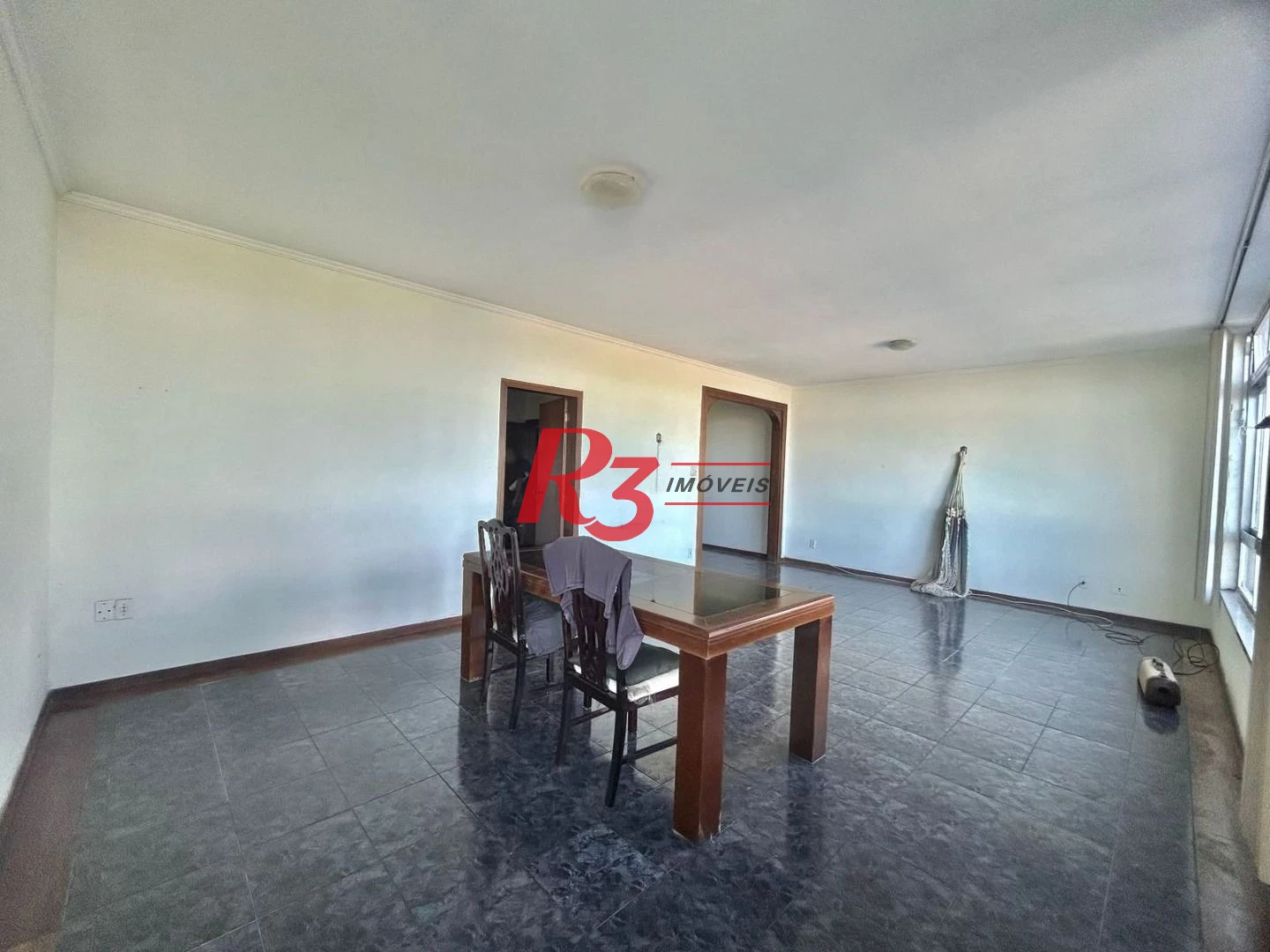 Apartamento com 3 dormitórios à venda, 168 m² por R$ 750.000,00 - Itararé - São Vicente/SP