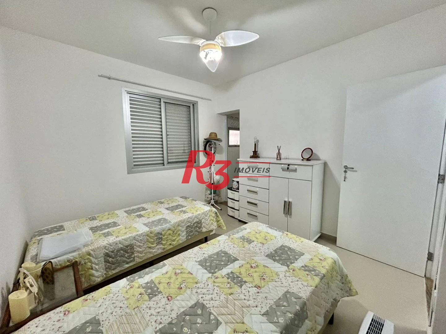 Apartamento com 2 dormitórios à venda, 68 m² por R$ 532.000,00 - Itararé - São Vicente/SP
