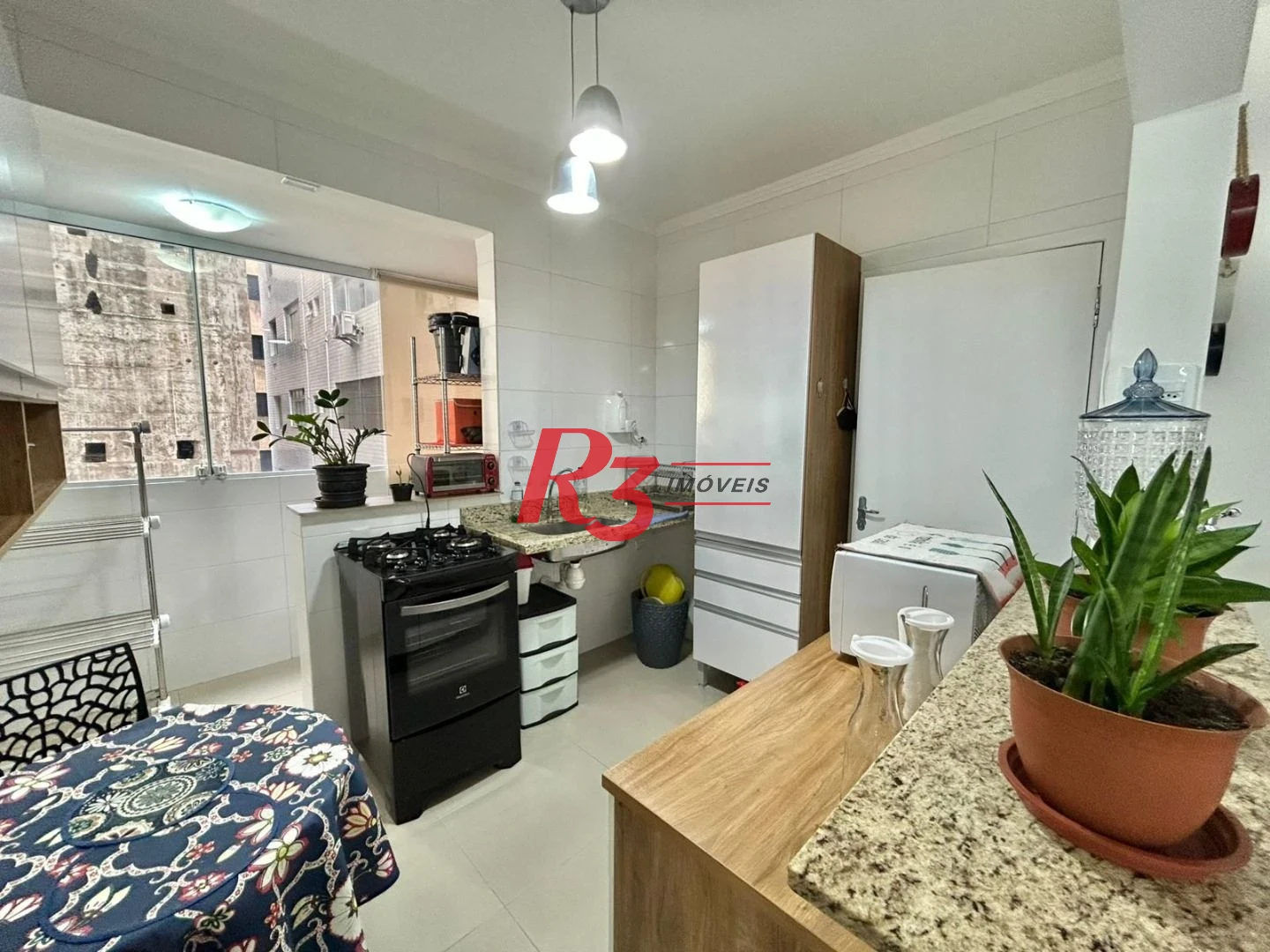 Apartamento com 2 dormitórios à venda, 68 m² por R$ 532.000,00 - Itararé - São Vicente/SP