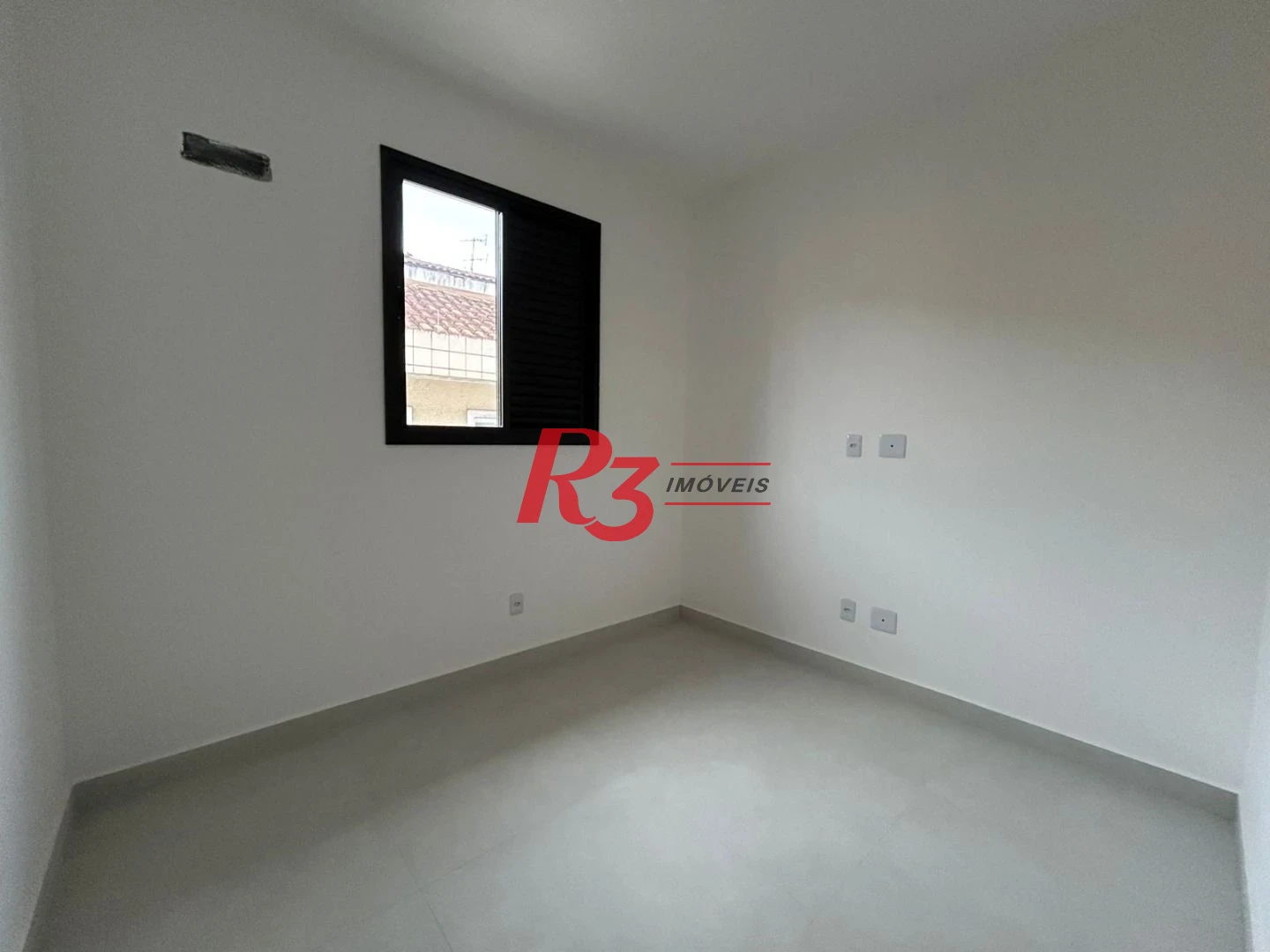 Casa com 2 dormitórios à venda, 90 m² por R$ 720.000,00 - Marapé - Santos/SP