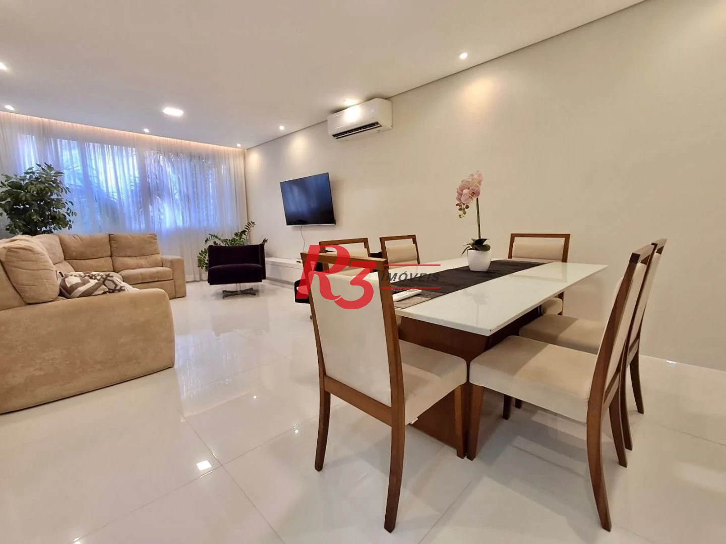 Apartamento com 3 dormitórios à venda, 127 m² por R$ 1.400.000,00 - Gonzaga - Santos/SP