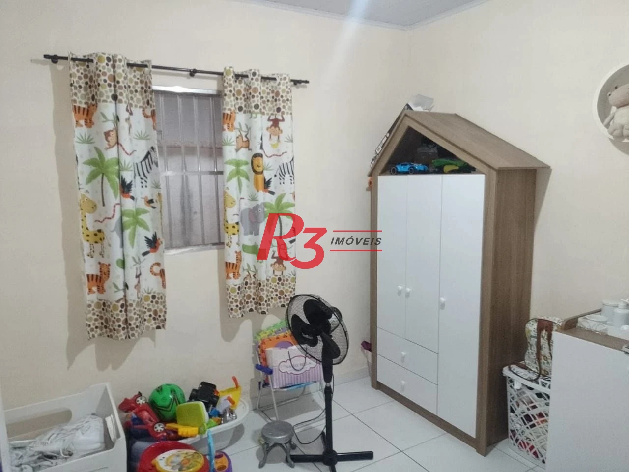 Casa com 7 dormitórios à venda, 320 m² por R$ 480.000,00 - Parque Continental - São Vicente/SP