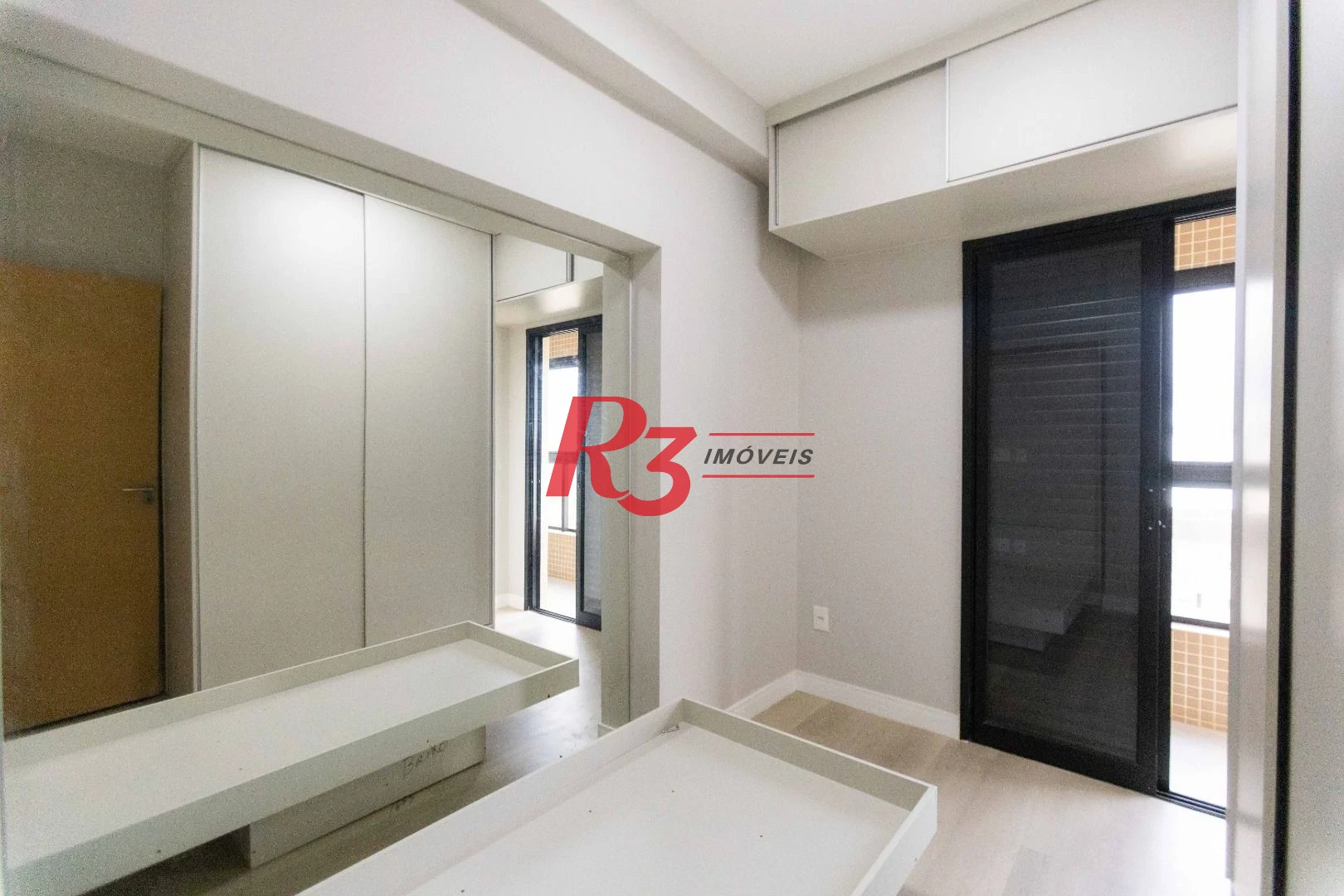 Apartamento à venda, 65 m² por R$ 817.300,00 - Ponta da Praia - Santos/SP