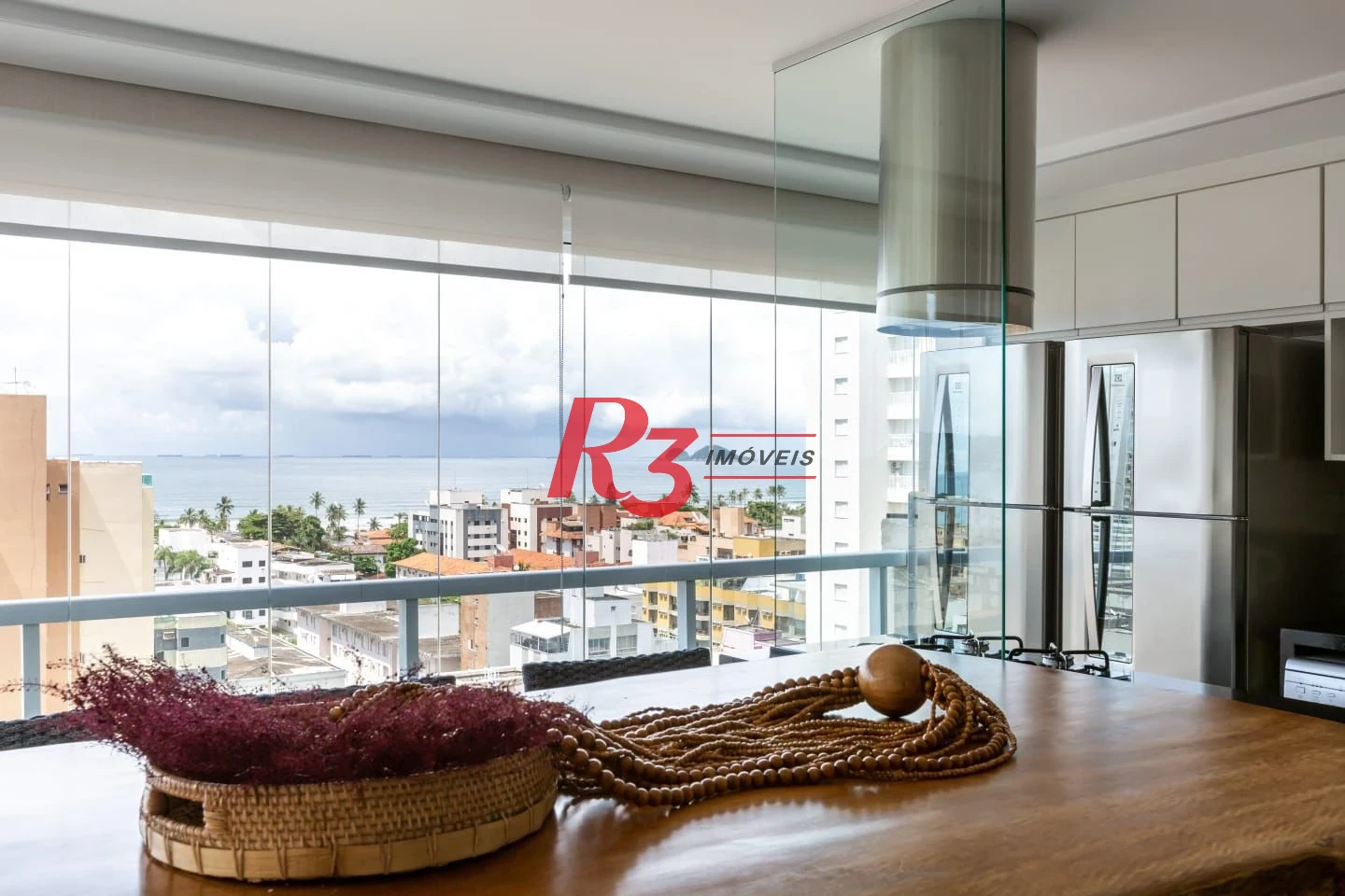 Apartamento com 3 dormitórios à venda, 104 m² por R$ 1.065.000,00 - Jardim Praiano - Guarujá/SP