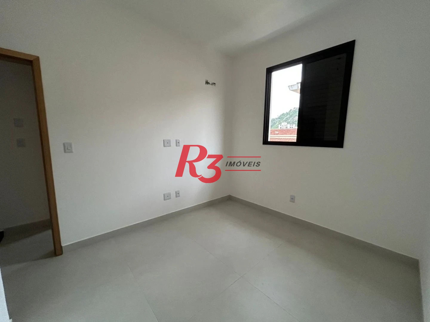 Casa com 2 dormitórios à venda, 90 m² por R$ 720.000,00 - Marapé - Santos/SP